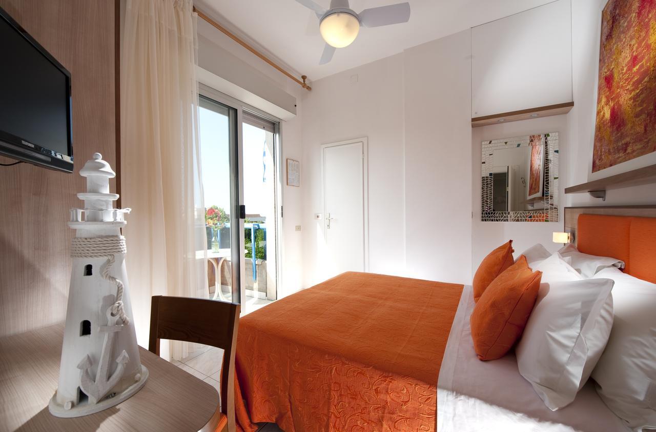 רימיני Hotel Felix מראה חיצוני תמונה