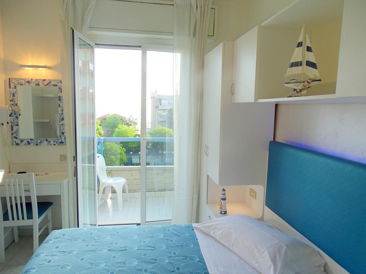 רימיני Hotel Felix מראה חיצוני תמונה